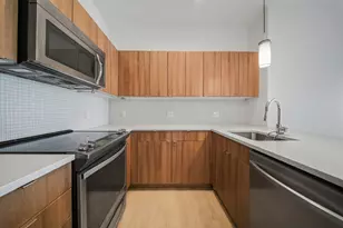 9 Medford, Somerville, MA 02143 - Photo 5