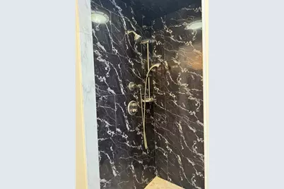 1015 Forbes St, New Bedford, MA 02745 - Photo 15