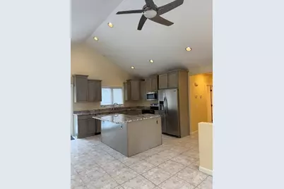 1015 Forbes St, New Bedford, MA 02745 - Photo 7