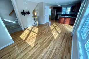 84 C St, Framingham, MA 01702 - Photo 3