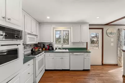 7 Van Beal Rd, Randolph, MA 02368 - Photo 9