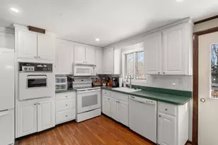 7 Van Beal Rd, Randolph, MA 02368 - Photo 11