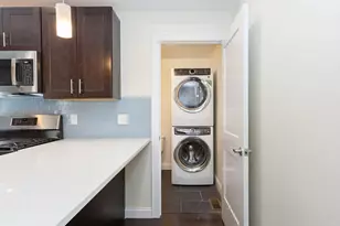 57-59 Catherine St, Boston, MA 02131 - Photo 15