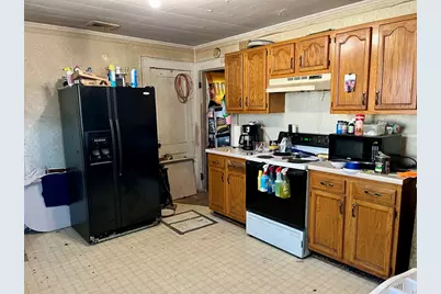 63 Allston Ave, West Springfield, MA 01089 - Photo 5