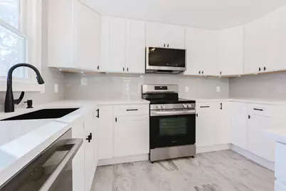 85 Braxton Rd, Falmouth, MA 02536 - Photo 13