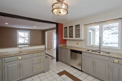 34 Harvey Ln, Westborough, MA 01581 - Photo 9