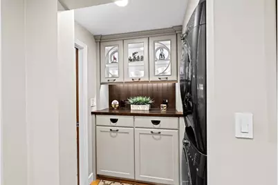 31 Doris Rd, Braintree, MA 02184 - Photo 9