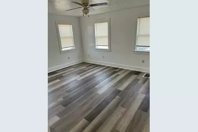 87 N High #A, Derry, NH 03038 - Photo 5