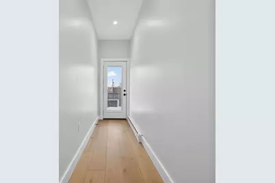 3 Franklin #B, Somerville, MA 02145 - Photo 9