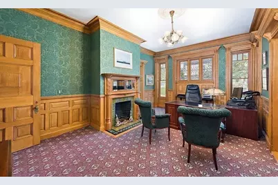 404 County St, New Bedford, MA 02740 - Photo 9