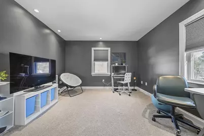 86 Lynn Fells Pkwy, Saugus, MA 01906 - Photo 33