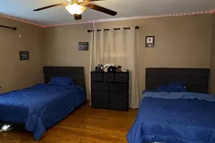 100 Lawrence St, Gardner, MA 01440 - Photo 27