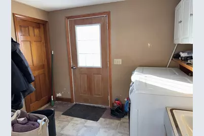 100 Lawrence Street, Gardner, MA 01440 - Photo 31