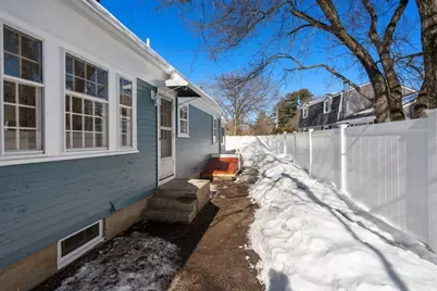 223 Mendon St, Uxbridge, MA 01569 - Photo 21