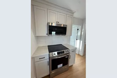 41 Elm Street #104, Andover, MA 01810 - Photo 5