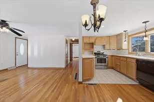 71 Clifford St, Yarmouth, MA 02664 - Photo 21