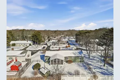 71 Clifford St, Yarmouth, MA 02664 - Photo 5