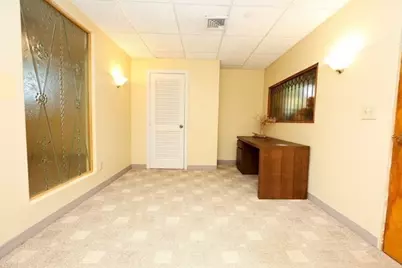 294 Pleasant St #105, Stoughton, MA 02072 - Photo 5