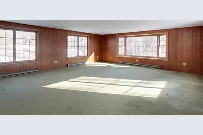 222 W Townsend Rd, Lunenburg, MA 01462 - Photo 15