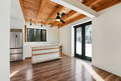 2 Juniper St, Northampton, MA 01062 - Photo 11