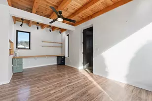 2 Juniper St, Northampton, MA 01062 - Photo 7