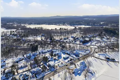 2 Juniper St, Northampton, MA 01062 - Photo 35