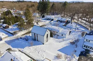 2 Juniper St, Northampton, MA 01062 - Photo 33