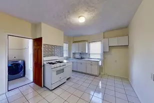 29 Glenwood Square, Brockton, CA 92301 - Photo 5