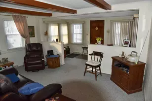 36 Briarwood Ave, Billerica, MA 01821 - Photo 5