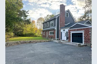 125 Maple St, Carlisle, MA 01741 - Photo 3