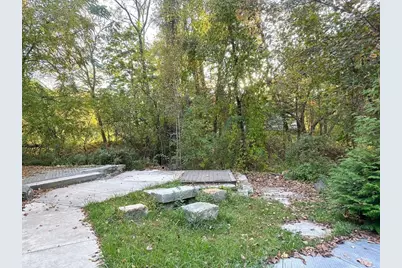 125 Maple St, Carlisle, MA 01741 - Photo 9