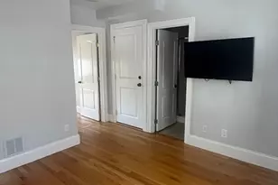 164 Ash St, Waltham, MA 02453 - Photo 5