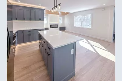 44 Sherman St, Medford, MA 02155 - Photo 9