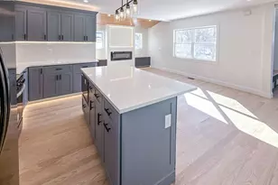 44 Sherman St, Medford, MA 02155 - Photo 9