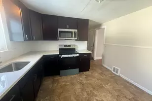 944 Wilbraham Rd, Springfield, MA 01109 - Photo 7