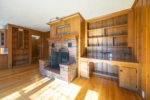 22 Exchange St, Holliston, MA 01746 - Photo 9