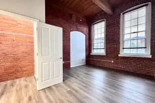 4 Bishop St, Framingham, MA 01702 - Photo 9