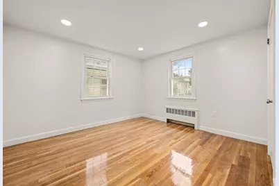 24 Oak St, Brockton, MA 02301 - Photo 9