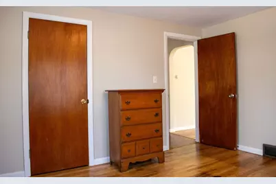 12 Wilmot St, Fitchburg, MA 01420 - Photo 13