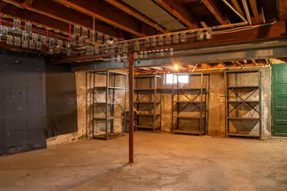 12 Wilmot St, Fitchburg, MA 01420 - Photo 17