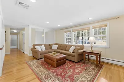 17 Rolling Ln, Medfield, MA 02052 - Photo 9