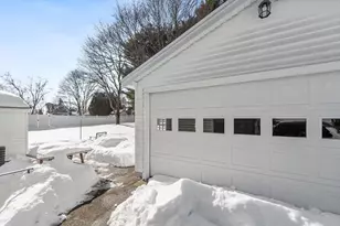 154 New Boston Rd, Dracut, MA 01826 - Photo 5