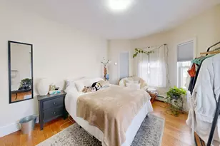 35 Henry St, Medford, MA 02155 - Photo 3