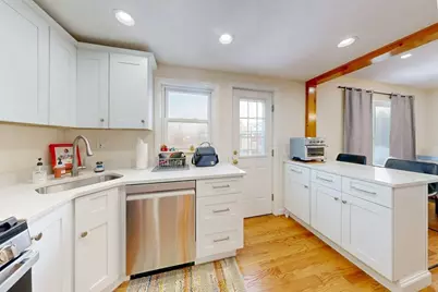 35 Henry St, Medford, MA 02155 - Photo 7