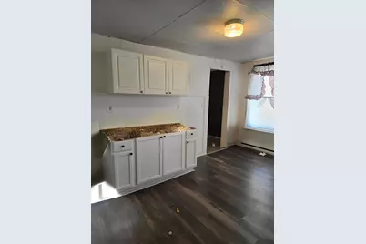 771 Dwight Street #3R, Holyoke, MA 01040 - Photo 1