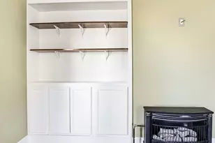 23 Lexington St, Fall River, MA 02723 - Photo 23