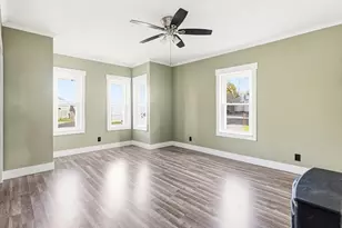 23 Lexington St, Fall River, MA 02723 - Photo 19