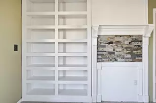 23 Lexington St, Fall River, MA 02723 - Photo 25