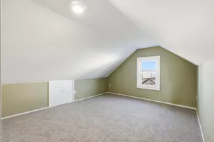 23 Lexington St, Fall River, MA 02723 - Photo 33