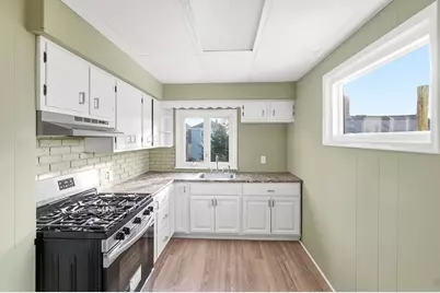 23 Lexington St #2, Fall River, MA 02723 - Photo 17